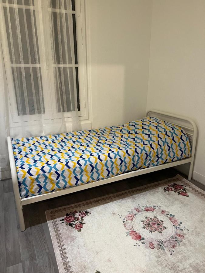 Appartement T2 A 7 Minutes De Porte De Clignancourt 생투앙 외부 사진